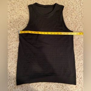 Lululemon Breeze by Muscle Tank